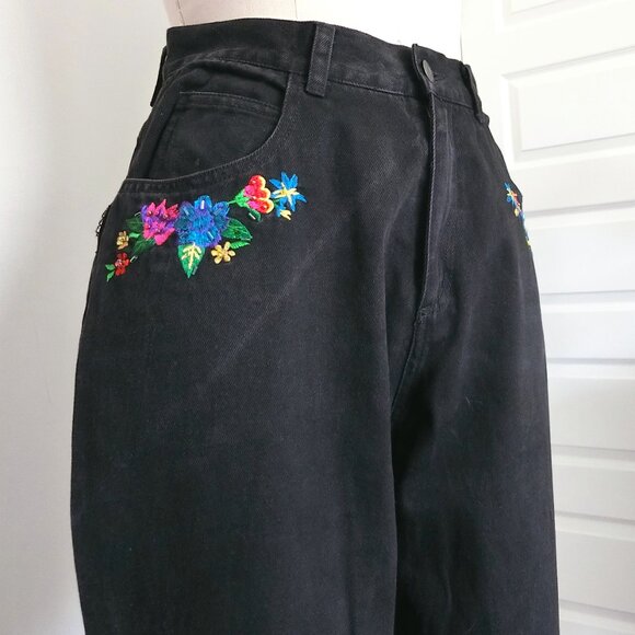 Floral Embroidered Black Jeans - Picture 3 of 6